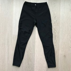 Leggings w/ waist pocket